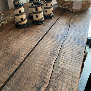 Market -pöytä, puinen