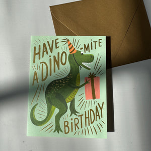 Kortti kuorella, Dino-mite birthday