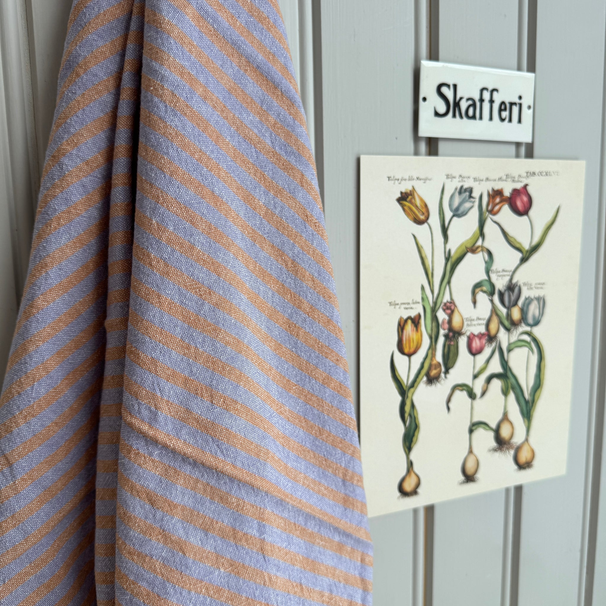 Keittiöpyyhe, lilaraidat