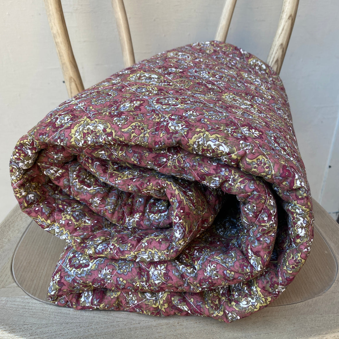 Torkkupeitto 130*180, punainen paisley