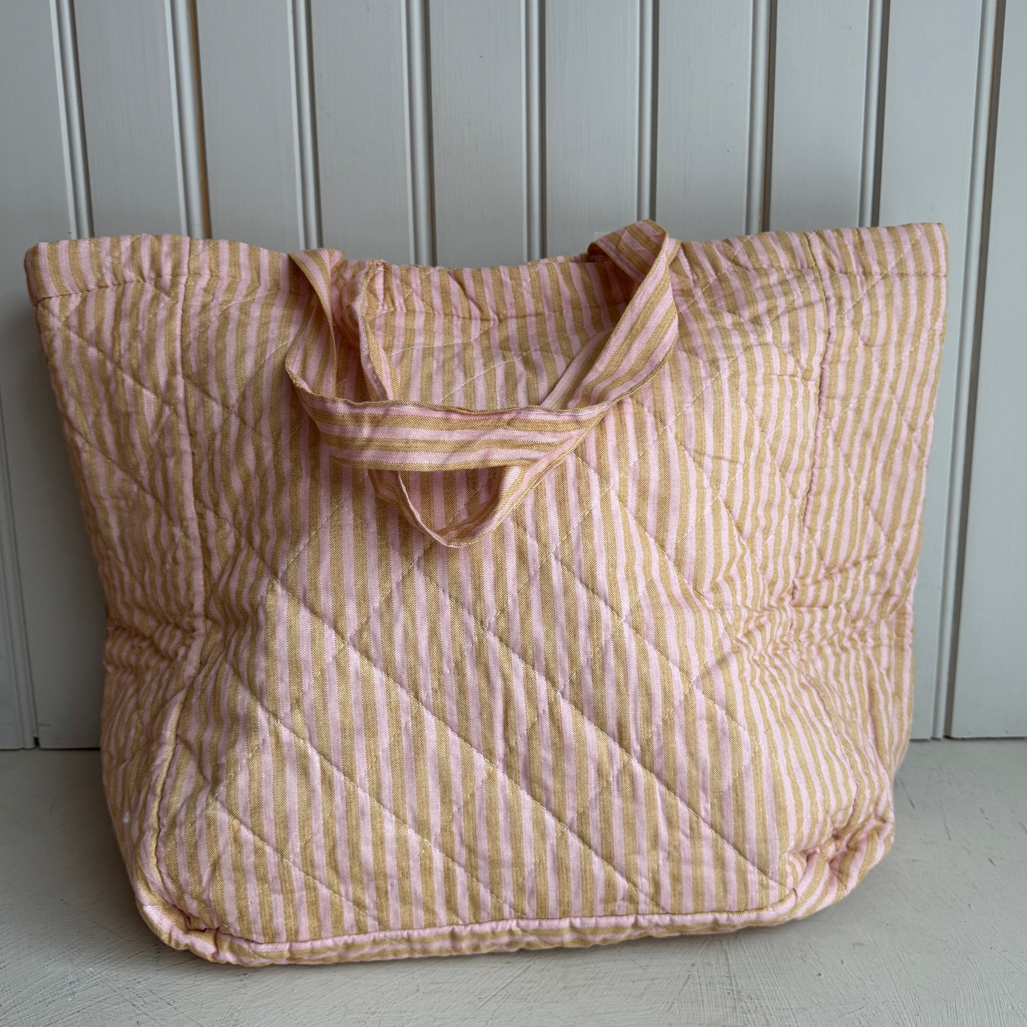 Kangaskassi, vaaleanpunaraidallinen