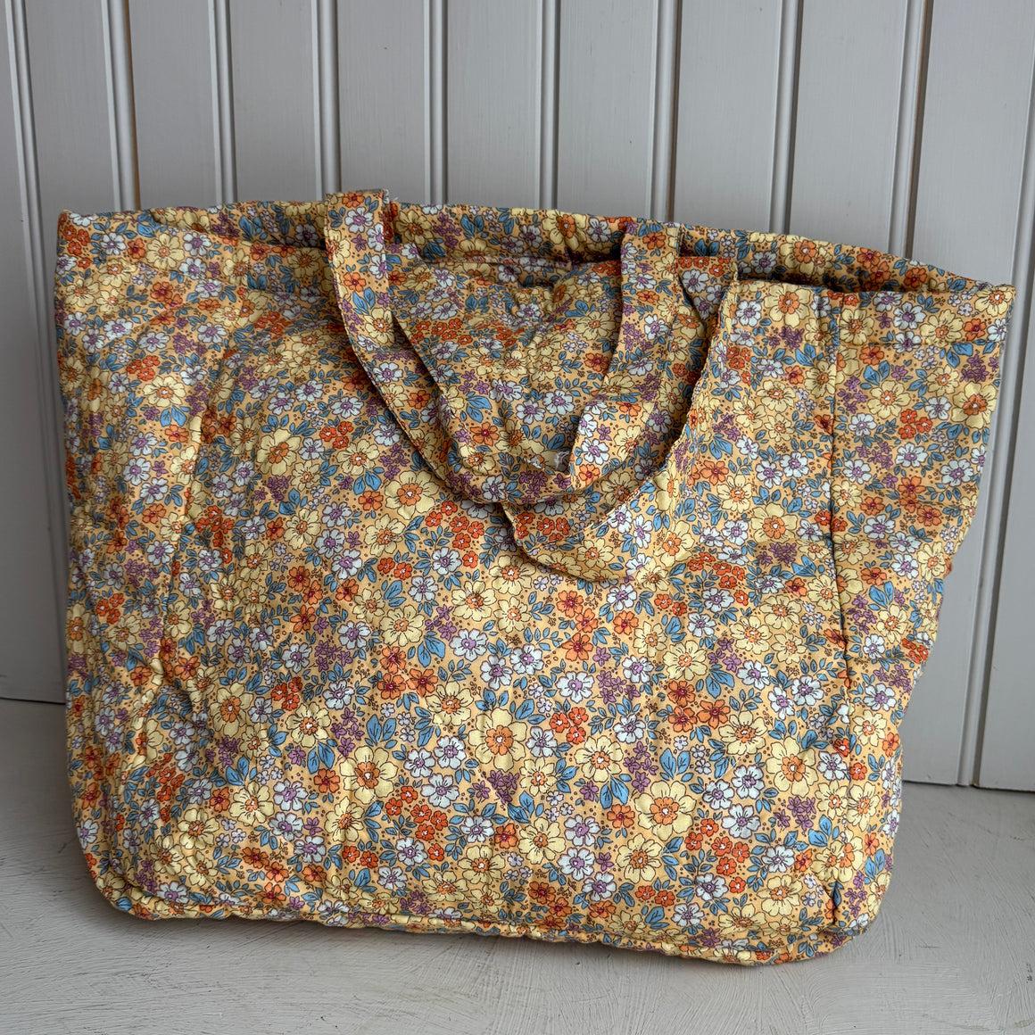 Kangaskassi, keltakukkainen