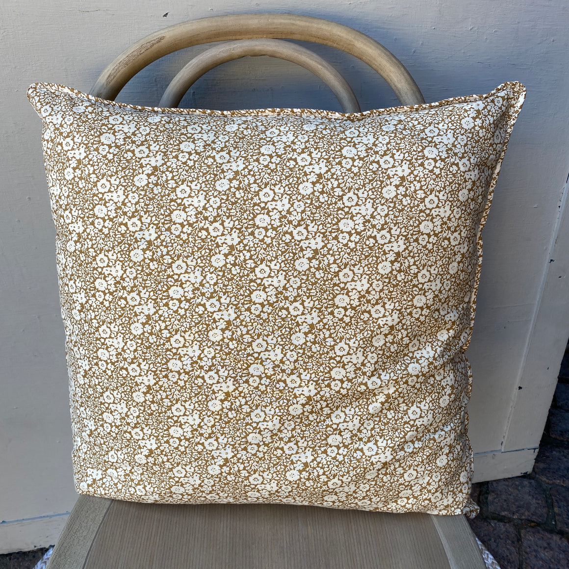 Tyynynpäällinen 50*50, karamelli