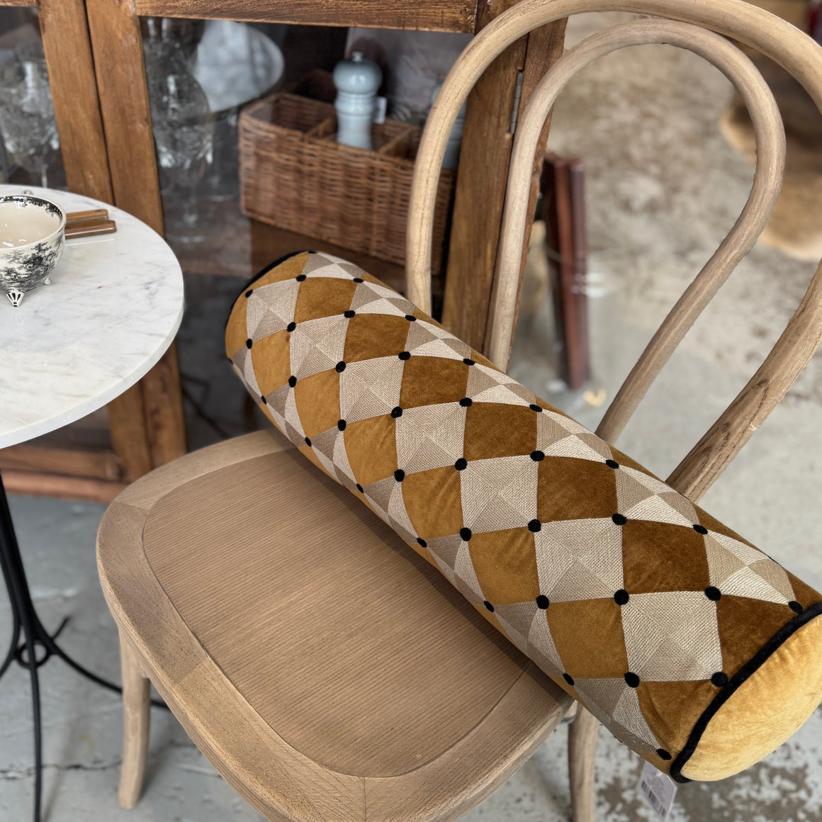 Putkityyny, harlekiini