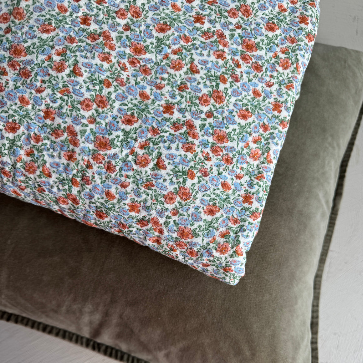 Torkkupeitto 130*180, siniset kukat