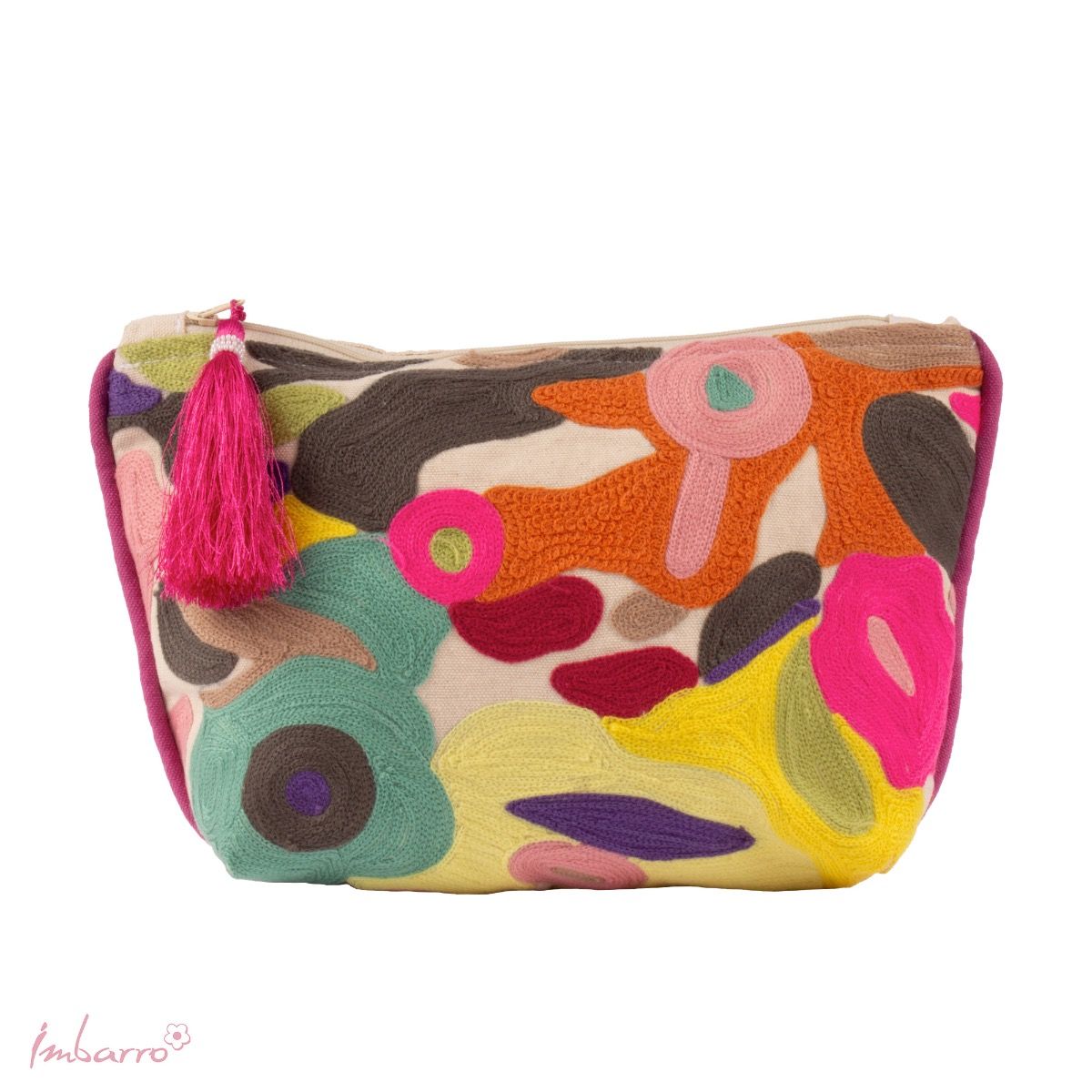 Pussukka, brodeerattu