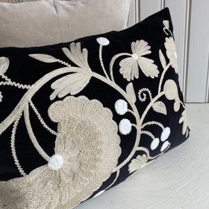 Tyynynpäällinen 40*60, Sabina musta