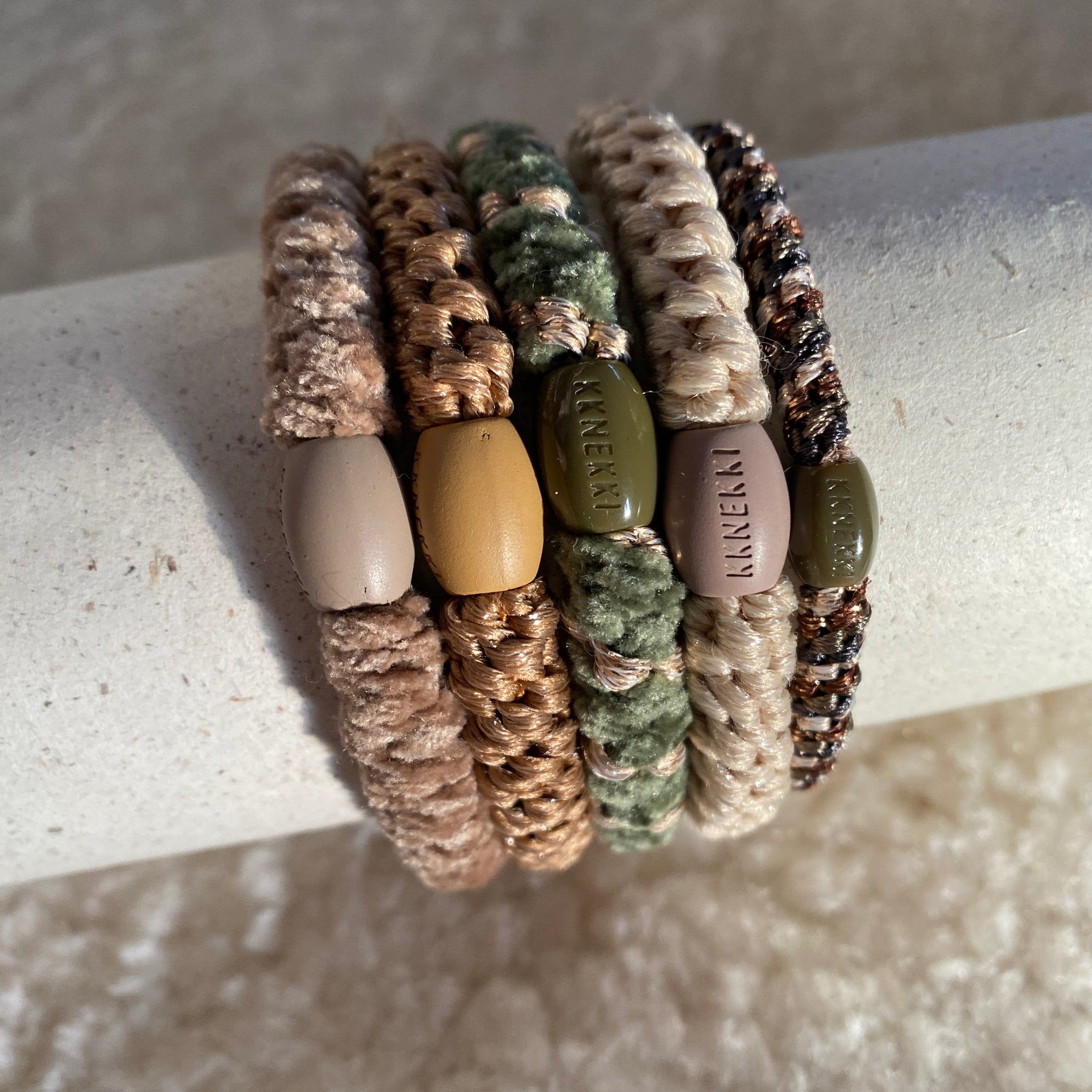 KKNEKKI-hiuslenkki 5kpl, olive