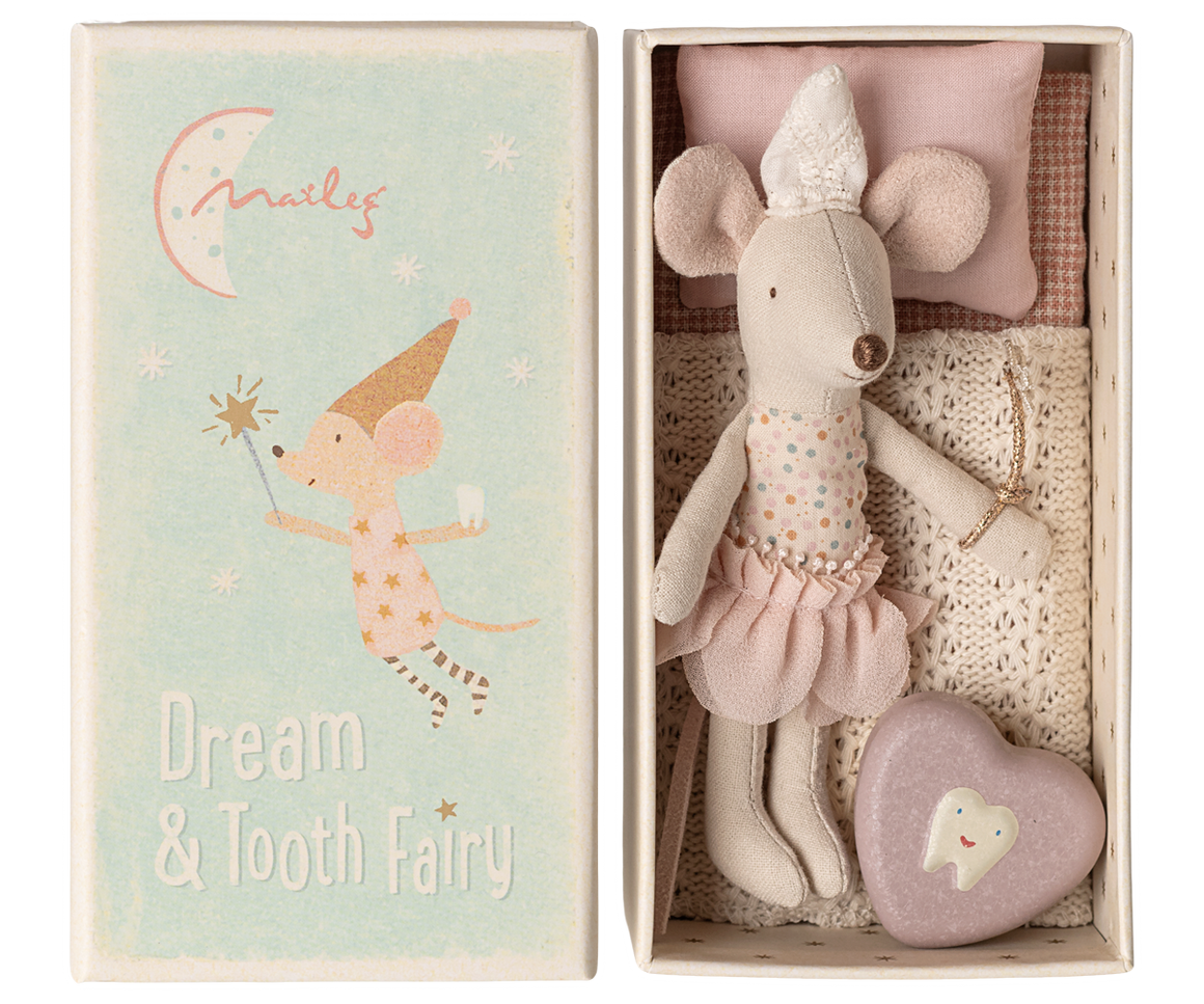 Hammaskeiju rasiassa, tyttö