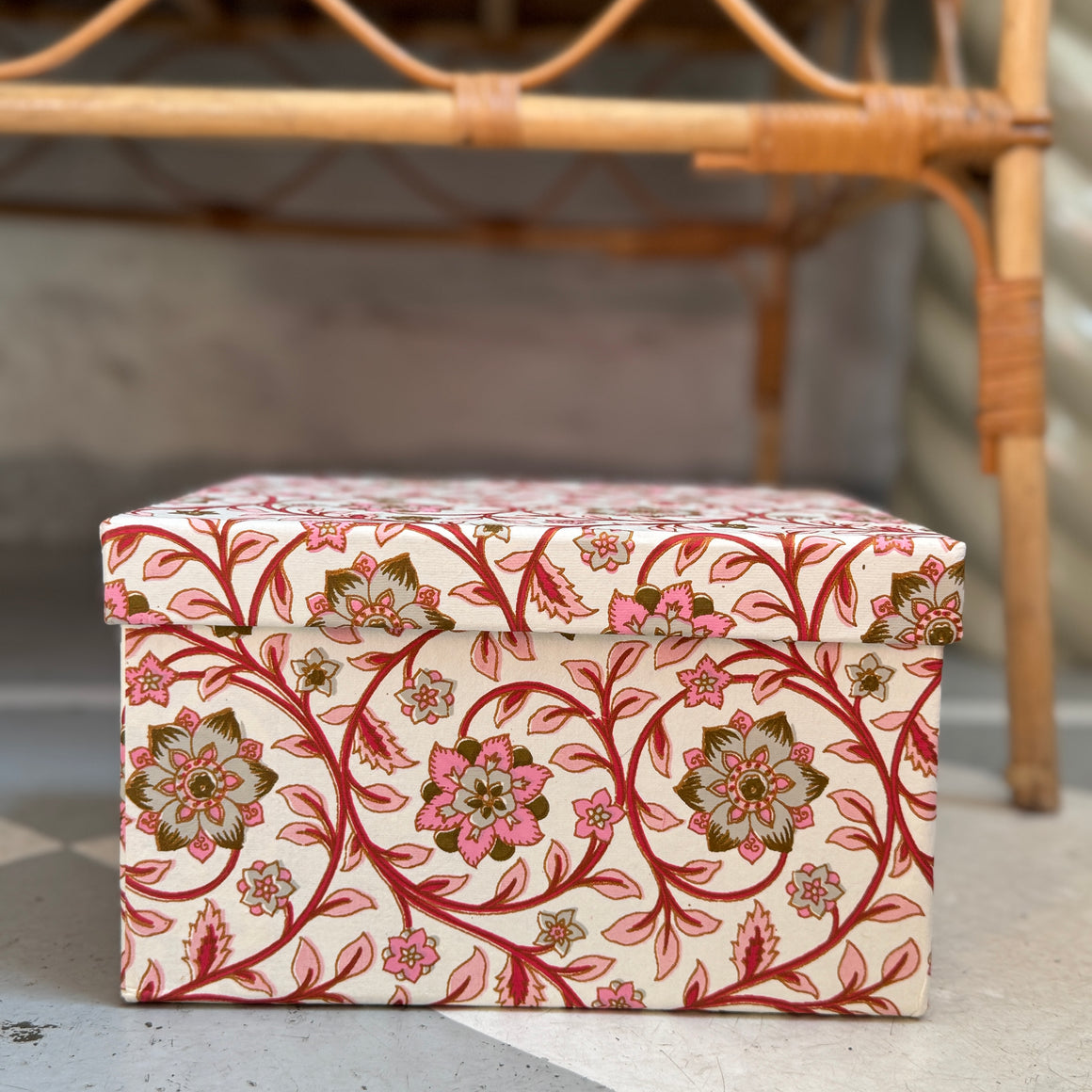 Säilytyslaatikko Divya punainen, kaksi kokoa