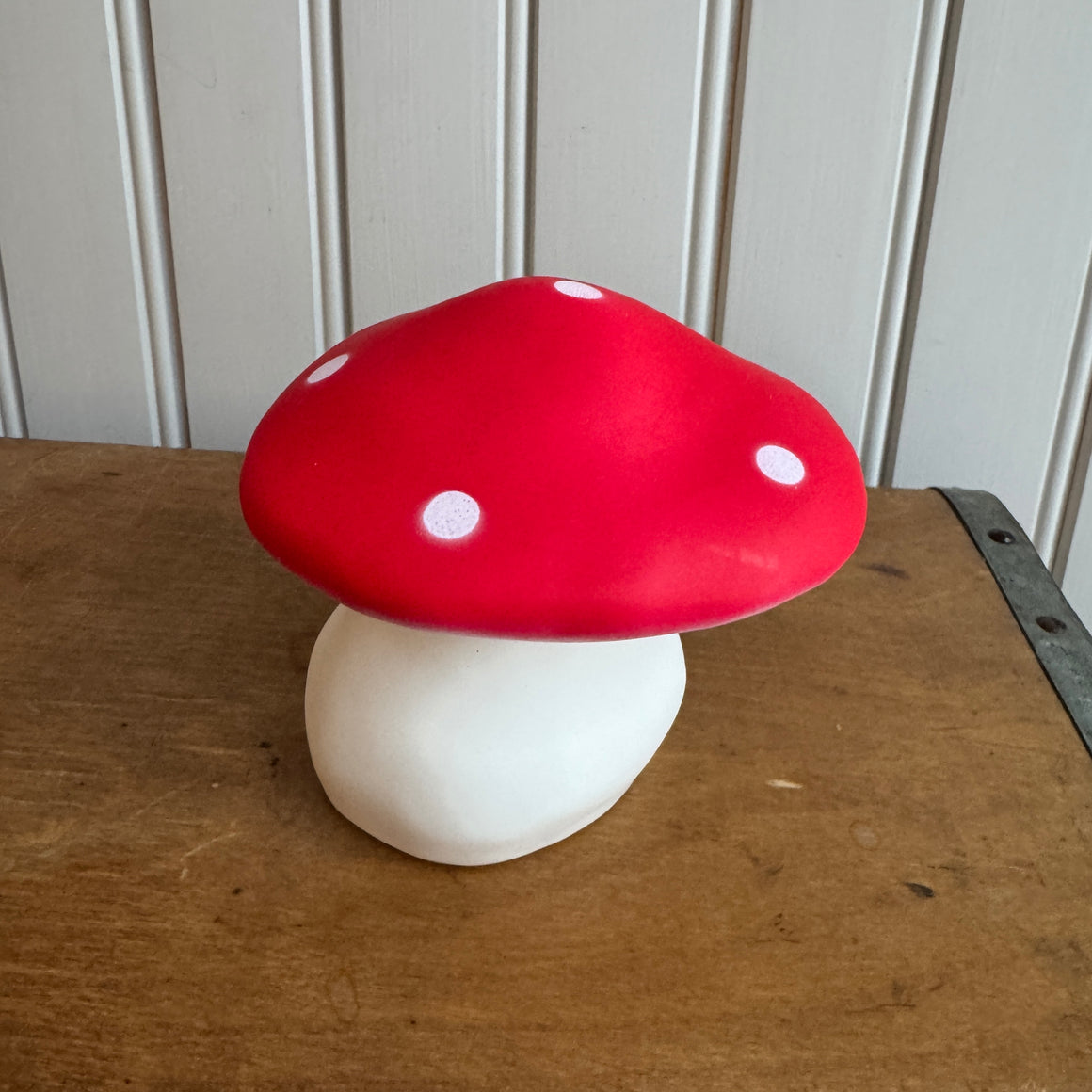 Säästölipas sieni, eri värejä