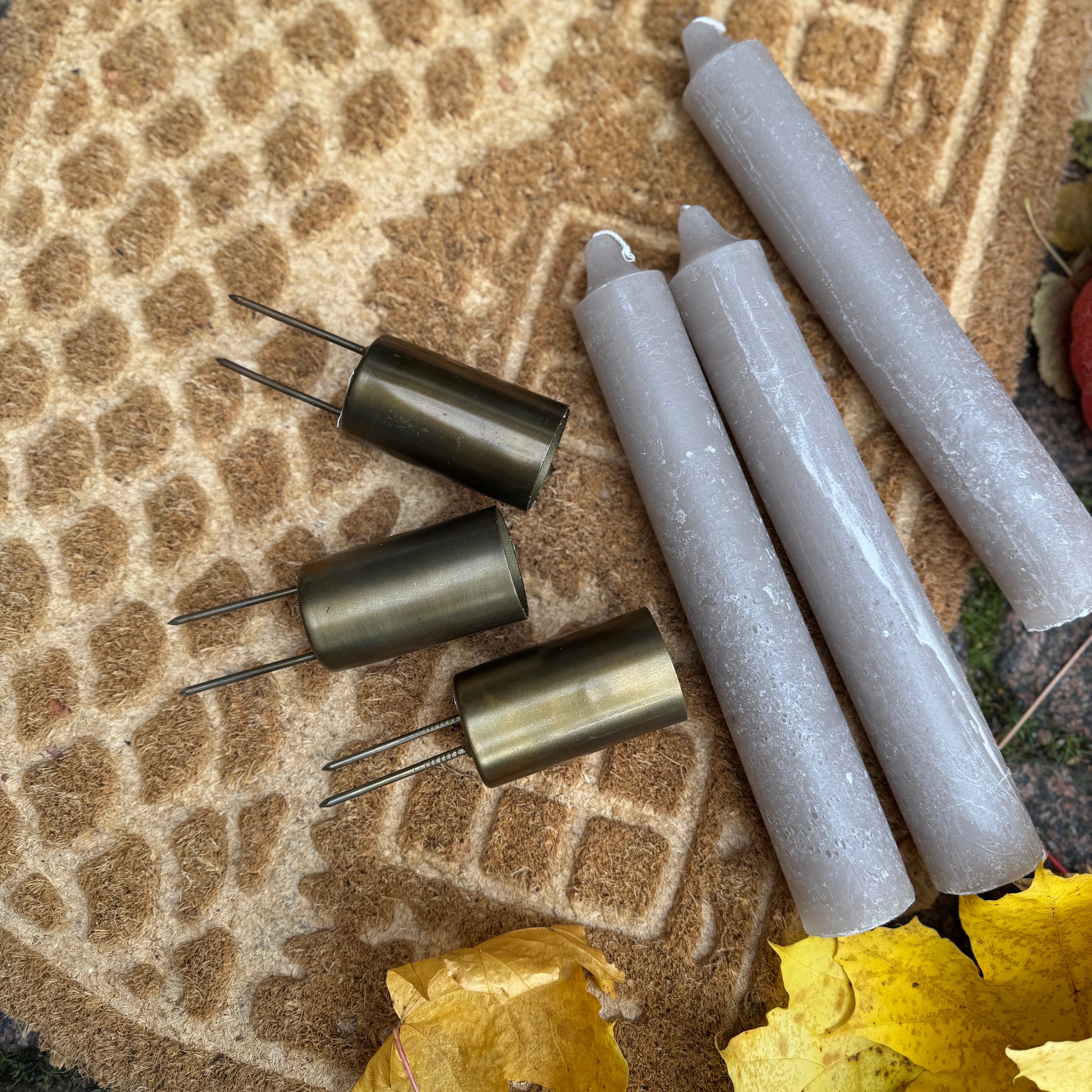 Kynttiläpiikki 3.8 cm kynttilälle, messinki