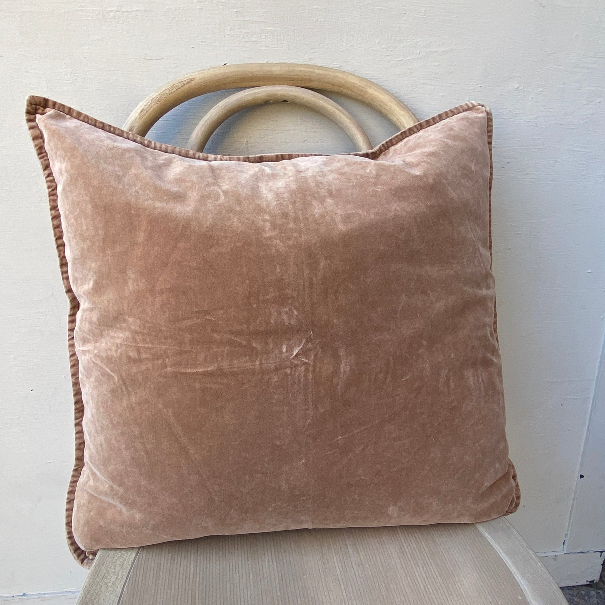 Samettityynynpäällinen 52*52, vaaleanruskea