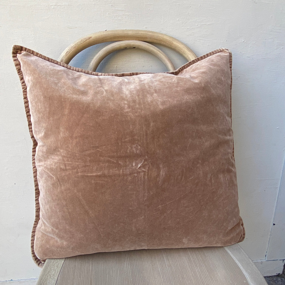 Samettityynynpäällinen 52*52, vaaleanruskea