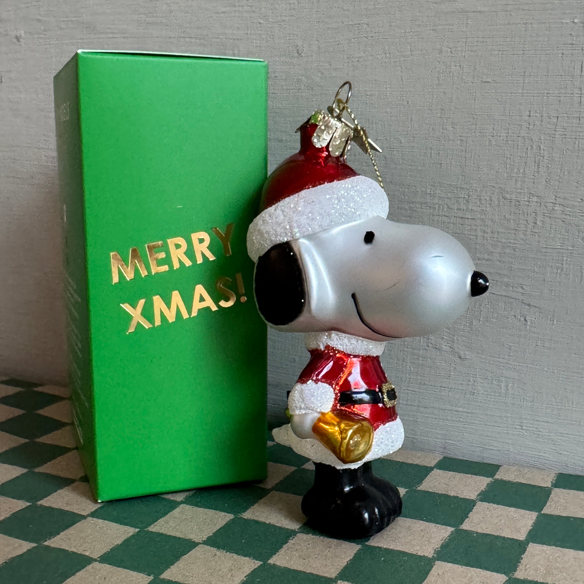 Lasikoriste, Snoopy jouluasussa