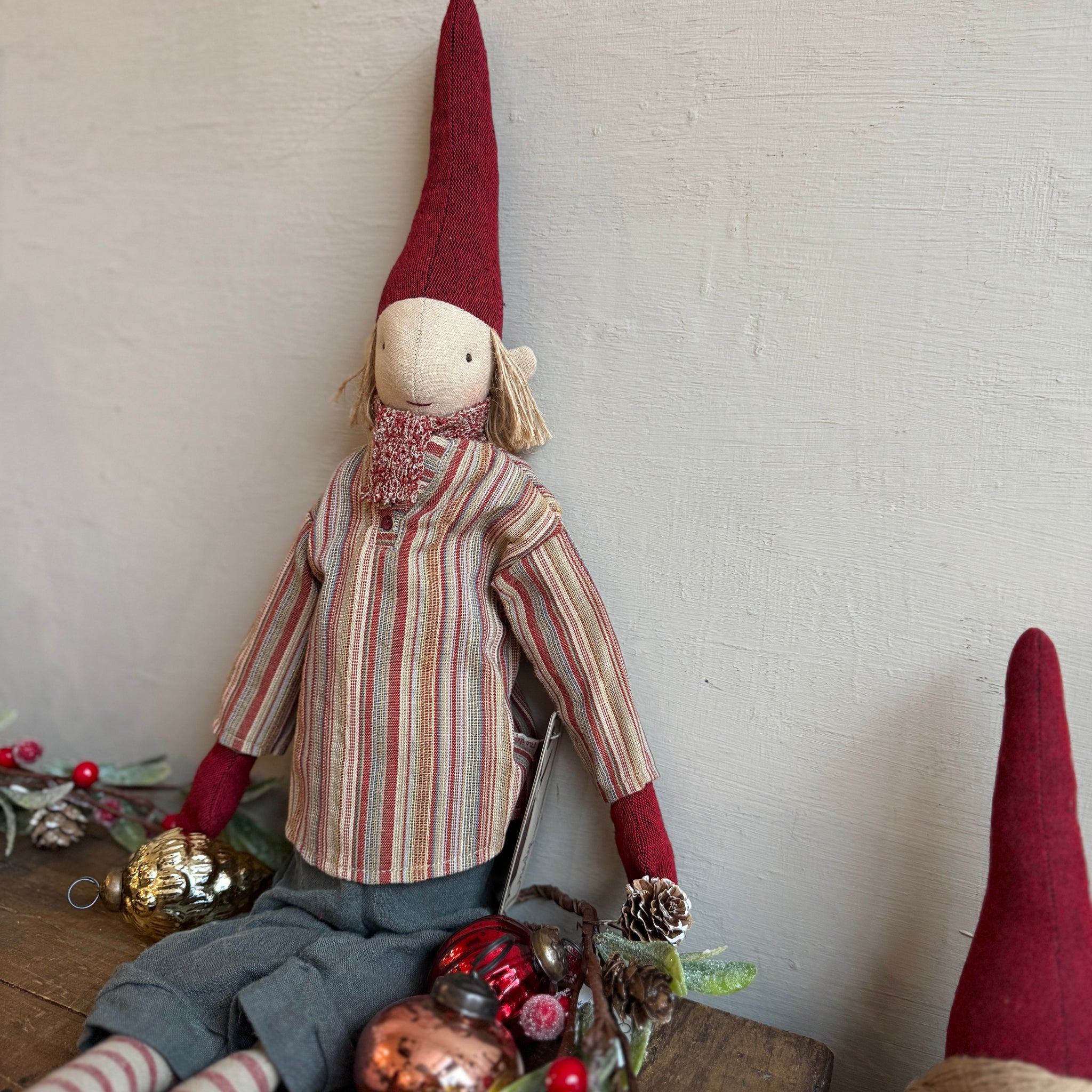 Maileg poikatonttu, koko 4