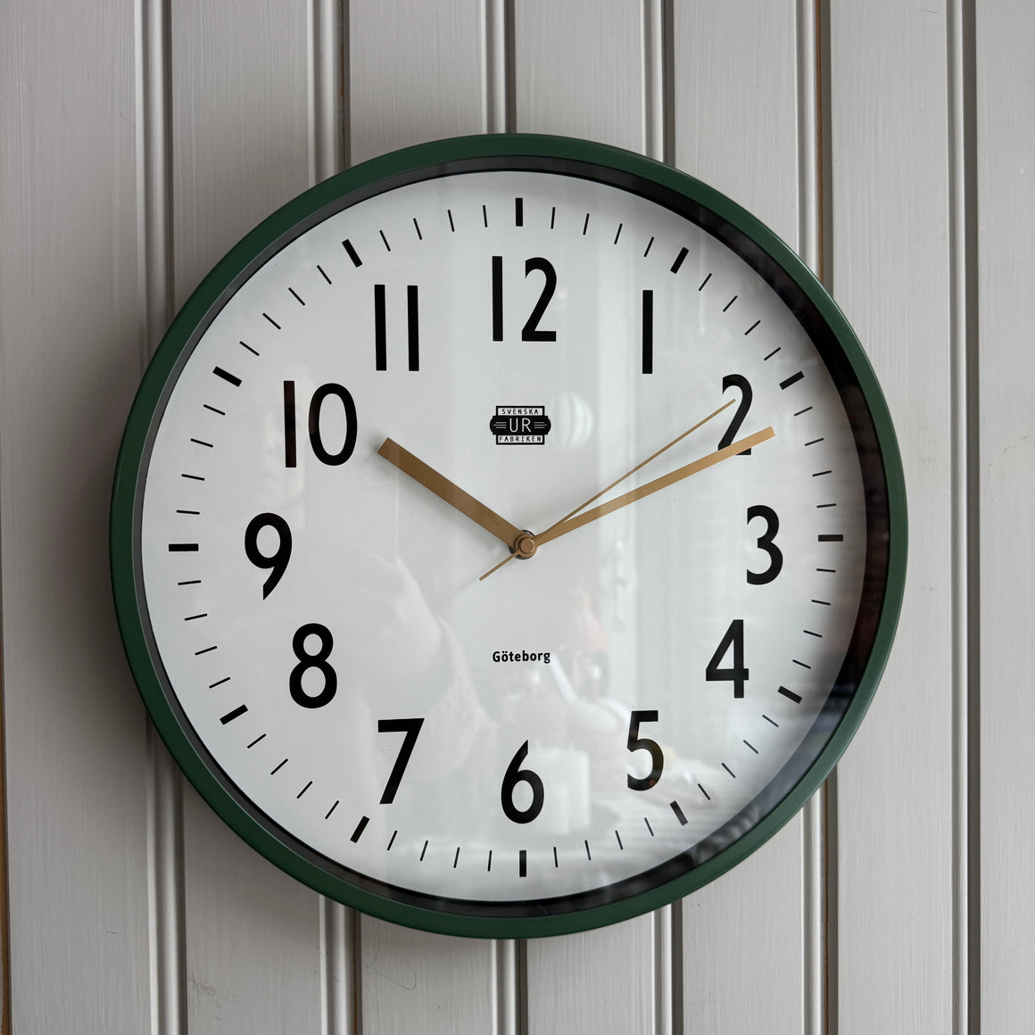 Seinäkello, Urban Green