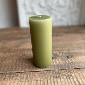 Kynttilä 6*15 cm, oliivinvihreä