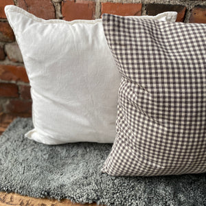 Tyynynpäällinen 50*50,harmaaruutu