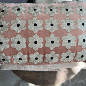 Tyynynpäällinen, samettikukka roosa