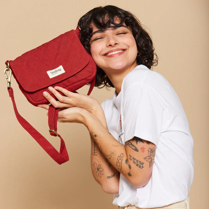 Käsilaukku Margault, eri värejä