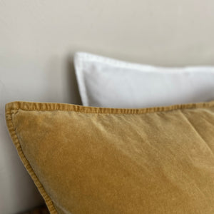 Samettityynynpäällinen 52*52, sinapinkeltainen
