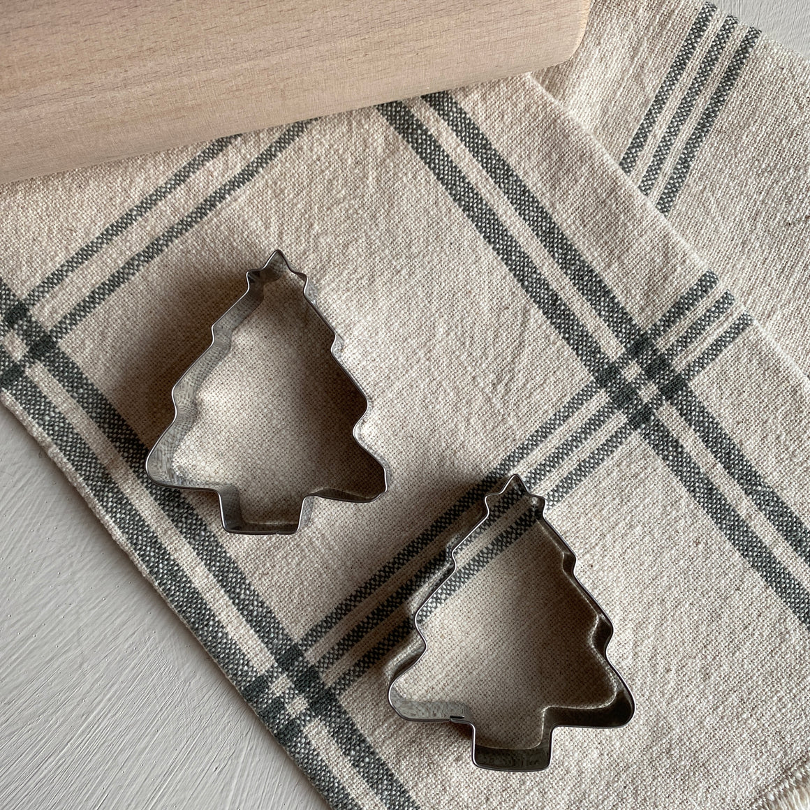 Piparimuotti, kaksi mallia